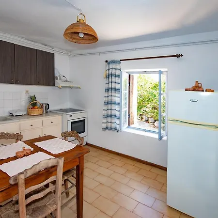 Apartment Asteri Living